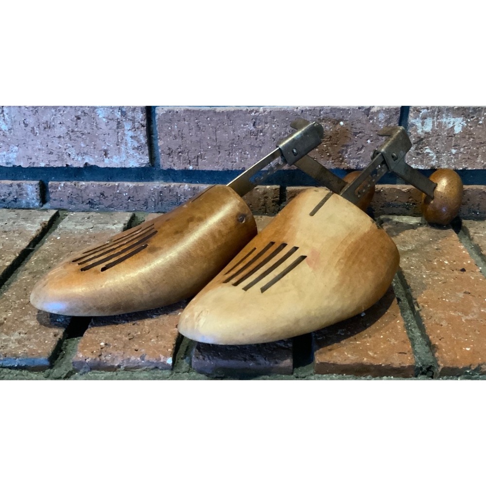 Vintage‎ REGAL Wooden Adjustable Shoe Stretchers 1950s Size 9D